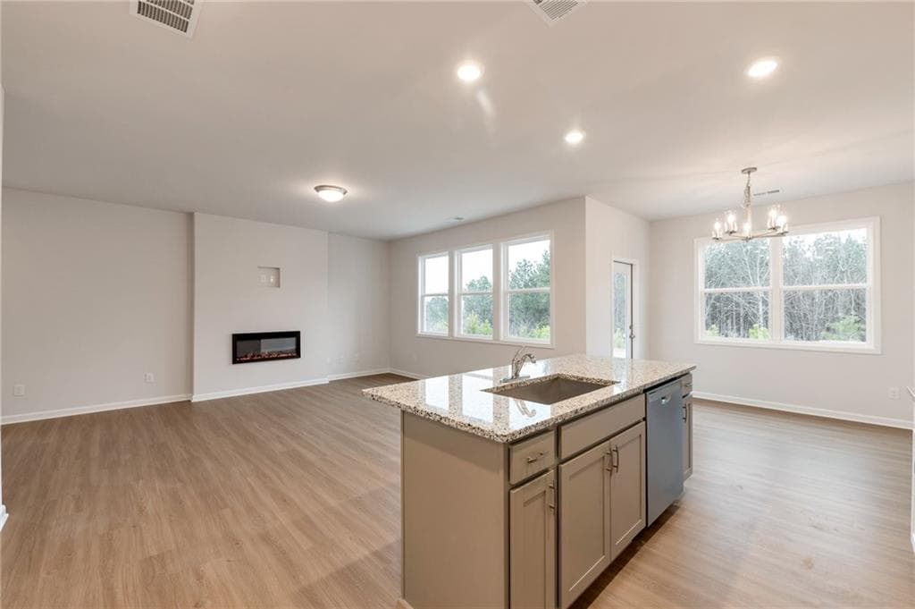 3 bedroom, 3 bathroom, 1,887 sq ft single family residence for sale at 160 Millers Lane, Calhoun, GA 30701 — photo 6