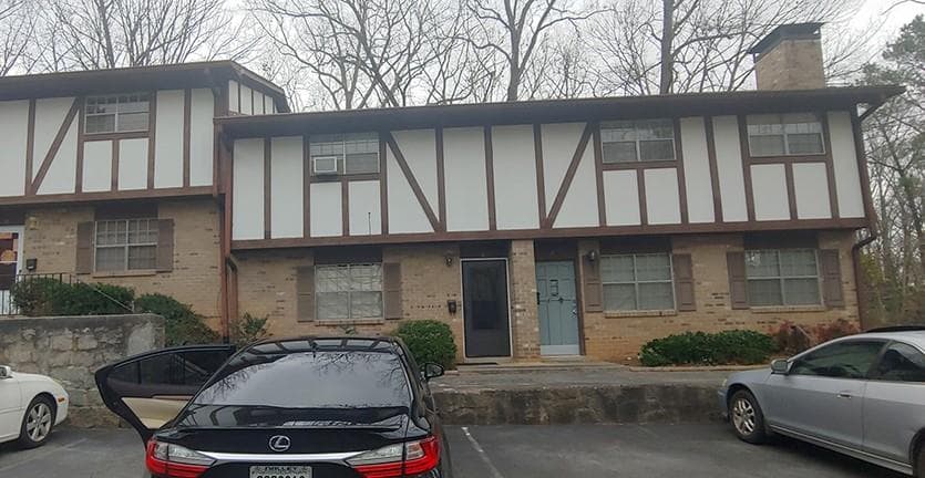 2 bedroom, 2 bathroom, 1,180 sq ft condominium for sale at 2962 N Dekalb Drive E, Atlanta, GA 30340 — photo 1 of 18