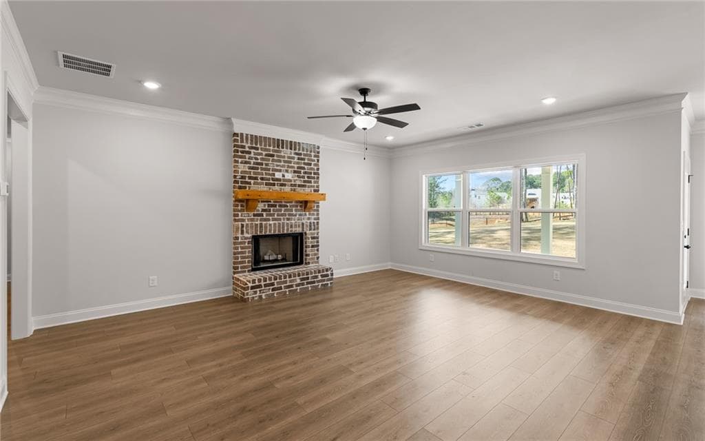 4 bedroom, 3 bathroom, 2,203 sq ft single family residence under contract at 1038 Red Oak Lane, Loganville, GA 30052 — photo 6