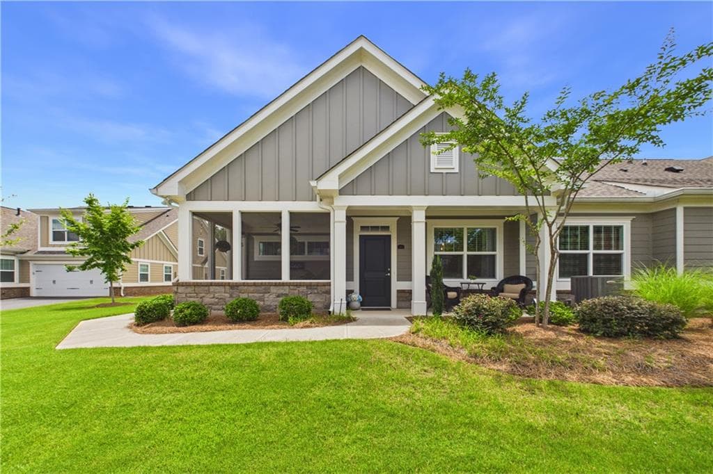3 bedroom, 3 bathroom, 2,001 sq ft condominium under contract at 903 Lexington Green Pines, Cumming, GA 30040