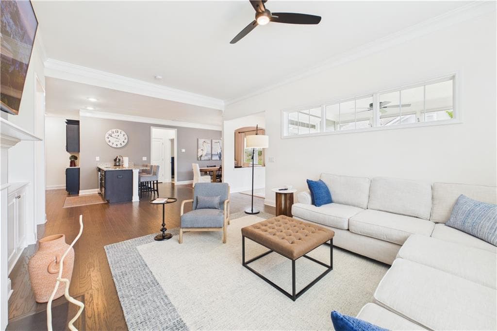 3 bedroom, 3 bathroom, 2,001 sq ft condominium under contract at 903 Lexington Green Pines, Cumming, GA 30040 — photo 10