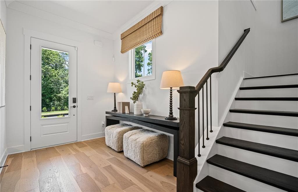 5 bedroom, 5 bathroom, 3,476 sq ft single family residence for sale at 4895 Wayt Farm Overlook, Cumming, GA 30040 — photo 9