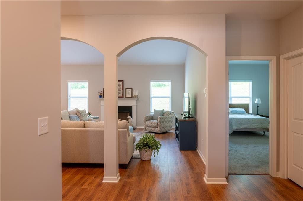 3 bedroom, 2 bathroom, 1,643 sq ft single family residence for sale at 46 Roundabout Lane, Adairsville, GA 30103 — photo 3
