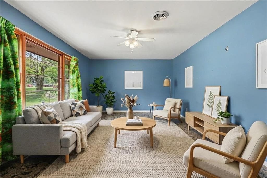 3 bedroom, 2 bathroom, 1,422 sq ft single family residence under contract at 7019 Lakeview Lane, Doraville, GA 30360 — photo 6