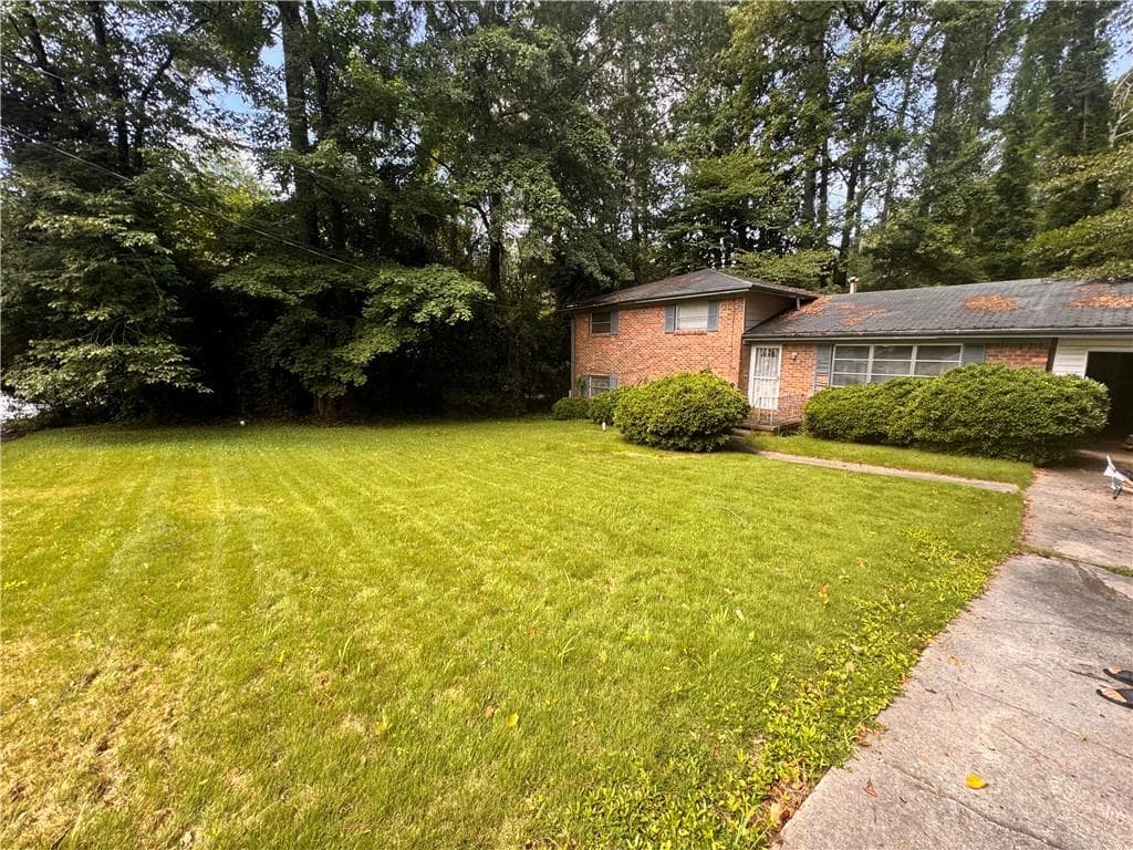 4 bedroom, 2 bathroom, 2,008 sq ft single family residence sold at 2941 Cohassett Lane, Decatur, GA 30034