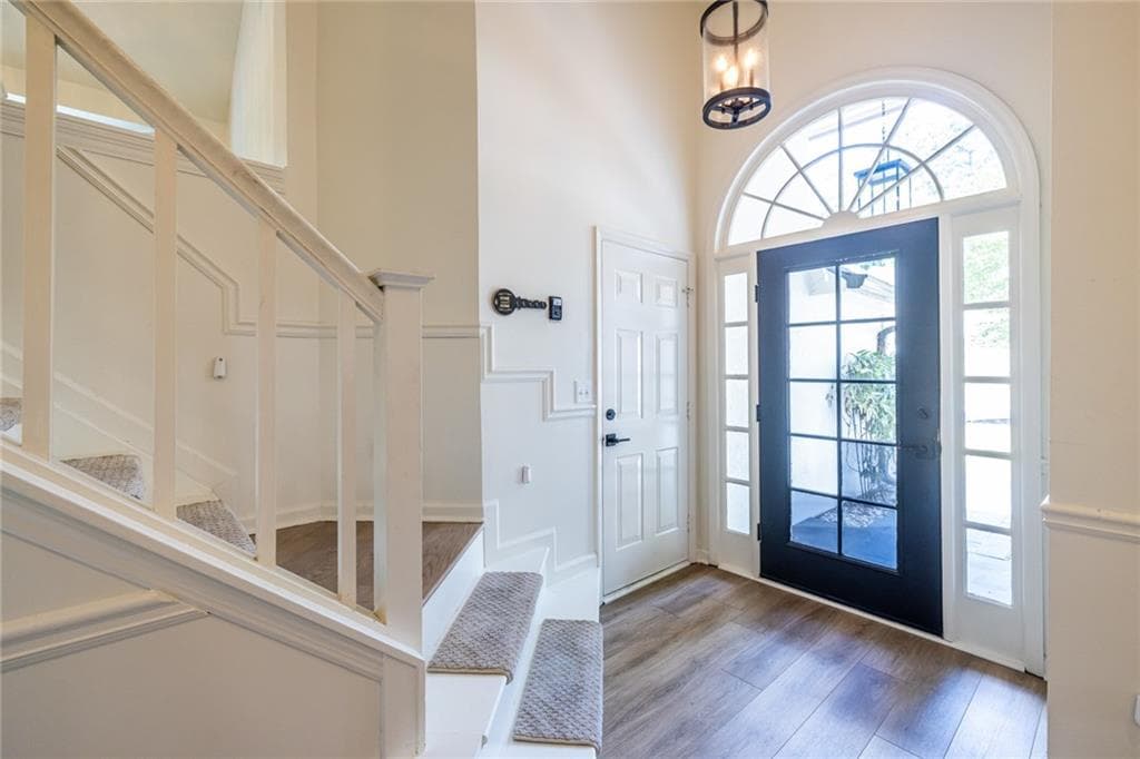 4 bedroom, 3 bathroom, 2,660 sq ft single family residence for sale at 105 River Terrace Point, Roswell, GA 30076 — photo 9