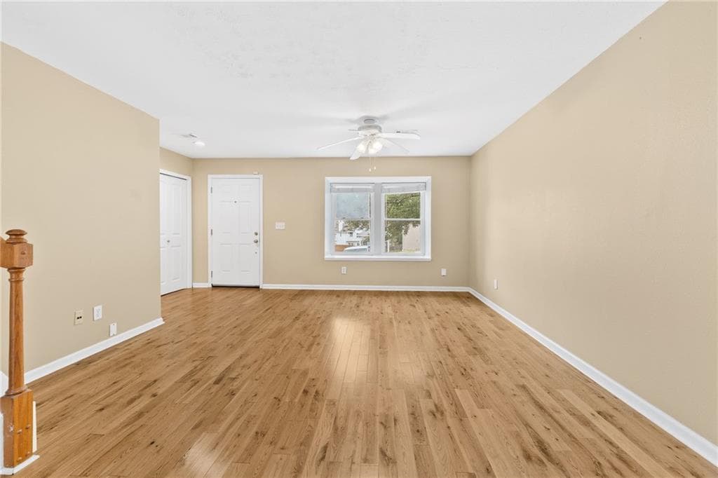 3 bedroom, 3 bathroom, 1,192 sq ft townhouse for rent at 2266 Oak Glenn Circle, Duluth, GA 30096 for $2,000 a month — photo 10