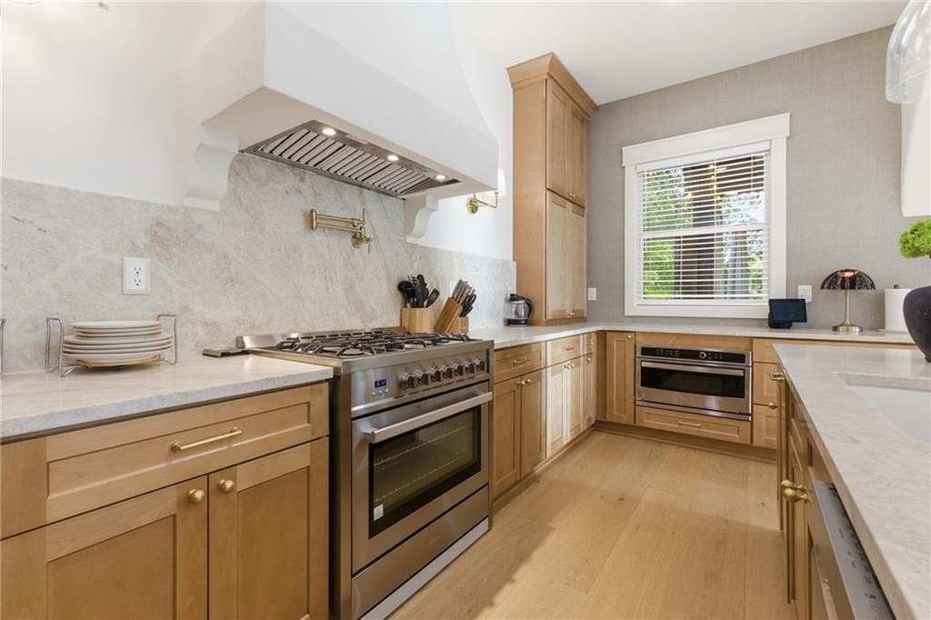 5 bedroom, 6 bathroom, 4,000 sq ft single family residence for rent at 255 Atlanta Avenue, Atlanta, GA 30315 for $9,900 a month — photo 10