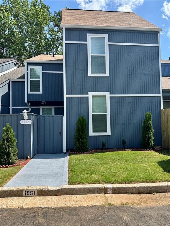 6 bedroom, 4 bathroom, 2,784 sq ft condominium for sale at 1051 Mariners Court, Stone Mountain, GA 30083