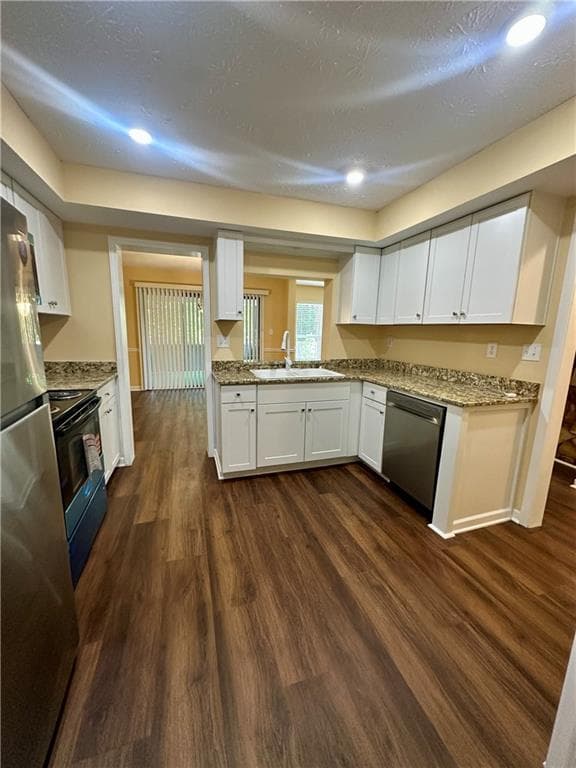6 bedroom, 4 bathroom, 2,784 sq ft condominium for sale at 1051 Mariners Court, Stone Mountain, GA 30083 — photo 8
