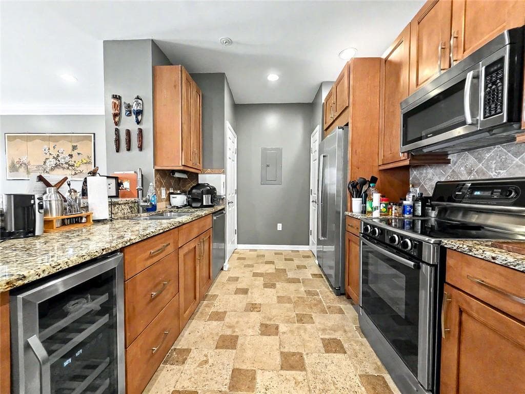 1 bedroom, 1 bathroom, 697 sq ft condominium for sale at 955 Juniper Street 2317, Atlanta, GA 30309 — photo 9