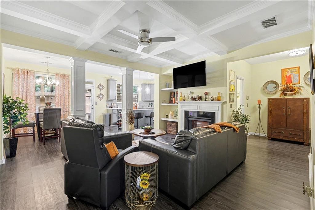 3 bedroom, 3 bathroom, 1,968 sq ft townhouse for sale at 5563 Radford Loop, Fairburn, GA 30213 — photo 3