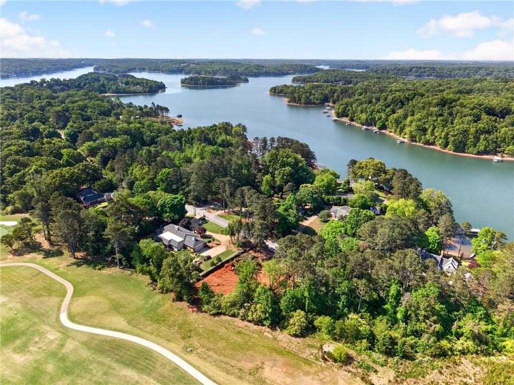 4 bedroom, 5 bathroom, 3,962 sq ft single family residence for sale at 608 E Lake Drive, Gainesville, GA 30506 — photo 10