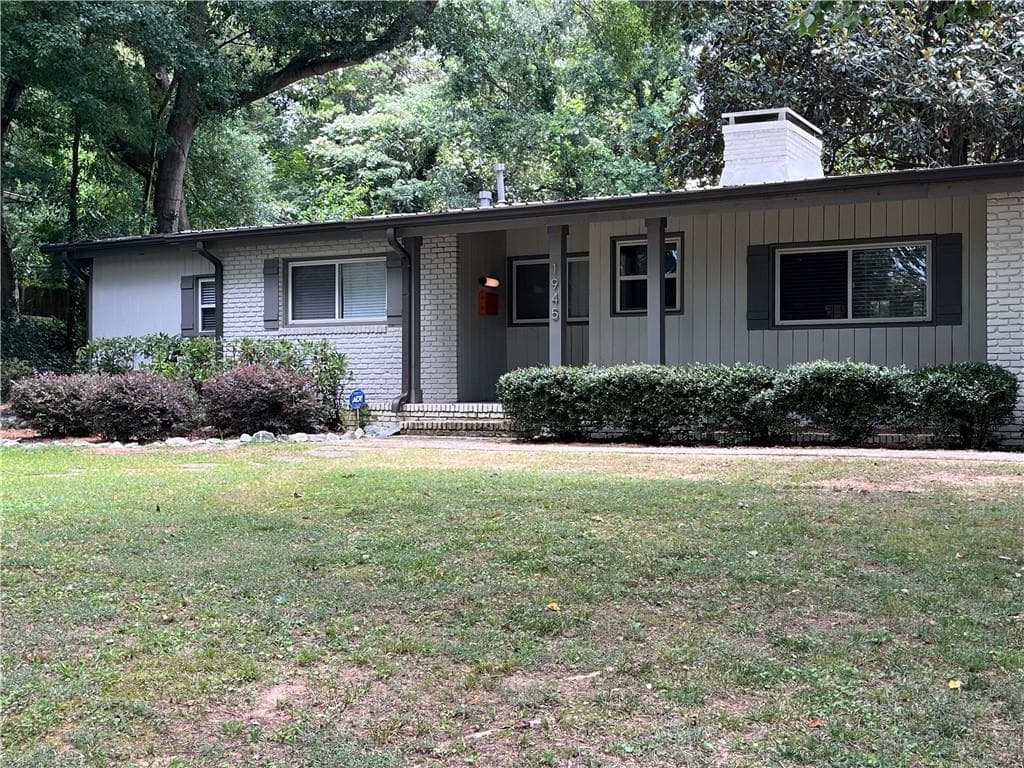 2 bedroom, 2 bathroom, 1,065 sq ft duplex for rent at 1945 Dellwood Drive B, Atlanta, GA 30309 for $2,300 a month — photo 2