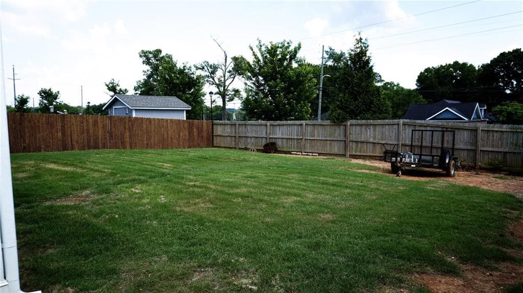 4 bedroom, 3 bathroom, 2,175 sq ft single family residence for sale at 39 Stadelman Court, Cartersville, GA 30120 — photo 5
