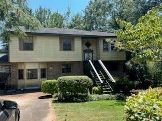 4 bedroom, 3 bathroom, 2,226 sq ft single family residence for sale at 2690 Rockdale Drive, Decatur, GA 30034 — photo 1 of 5