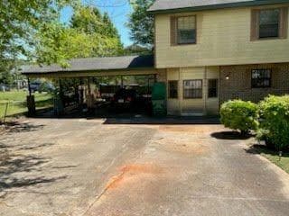 4 bedroom, 3 bathroom, 2,226 sq ft single family residence for sale at 2690 Rockdale Drive, Decatur, GA 30034 — photo 2