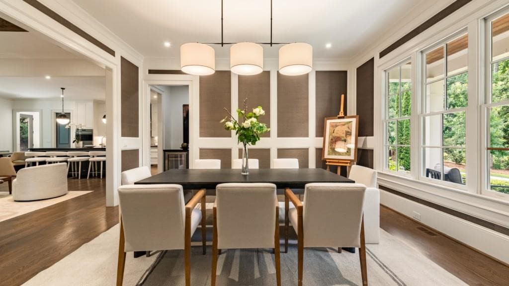 5 bedroom, 7 bathroom, 6,835 sq ft single family residence for sale at 723 Glenairy Court, Sandy Springs, GA 30328 — photo 5