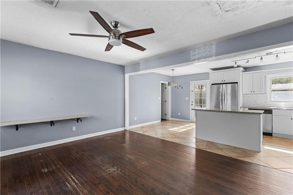 4 bedroom, 2 bathroom, 1,582 sq ft single family residence for sale at 3261 Bonway Drive, Decatur, GA 30032 — photo 5
