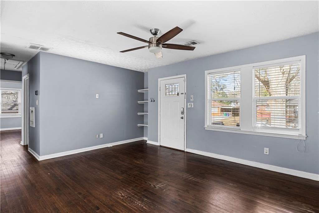 4 bedroom, 2 bathroom, 1,582 sq ft single family residence for sale at 3261 Bonway Drive, Decatur, GA 30032 — photo 4