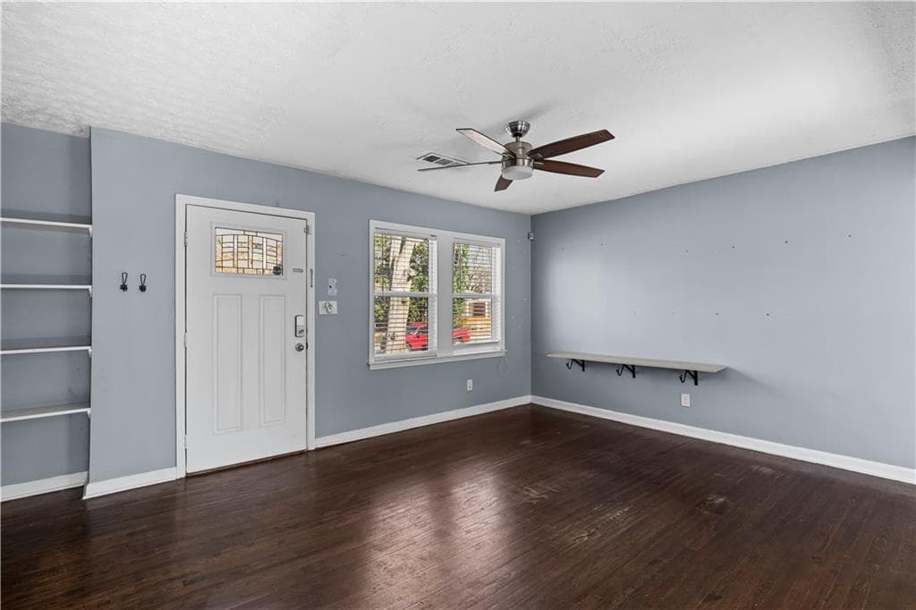 4 bedroom, 2 bathroom, 1,582 sq ft single family residence for sale at 3261 Bonway Drive, Decatur, GA 30032 — photo 3