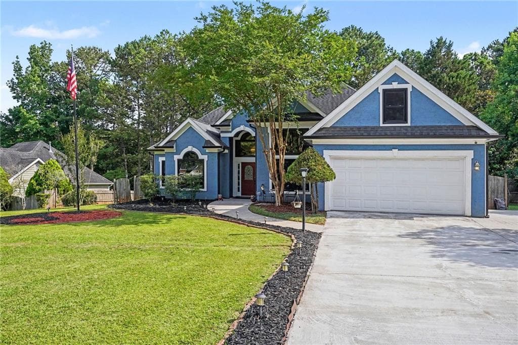 3 bedroom, 2 bathroom, 1,952 sq ft single family residence under contract at 55 Wisteria Circle, Covington, GA 30016 — photo 2