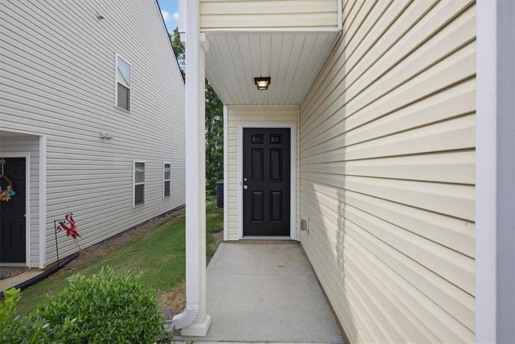4 bedroom, 3 bathroom, 1,920 sq ft single family residence for sale at 68 Sharp Way, Cartersville, GA 30120 — photo 4
