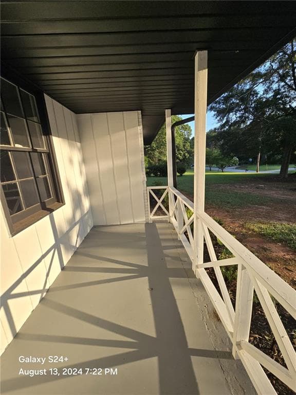 4 bedroom, 3 bathroom, 1,944 sq ft single family residence for rent at 1670 Christian Circle, Conyers, GA 30013 for $2,675 a month — photo 3