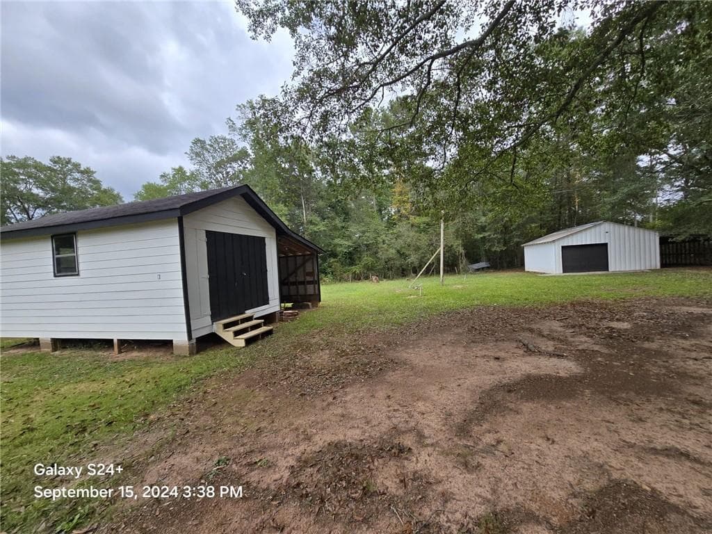 4 bedroom, 3 bathroom, 1,944 sq ft single family residence for rent at 1670 Christian Circle, Conyers, GA 30013 for $2,675 a month — photo 10