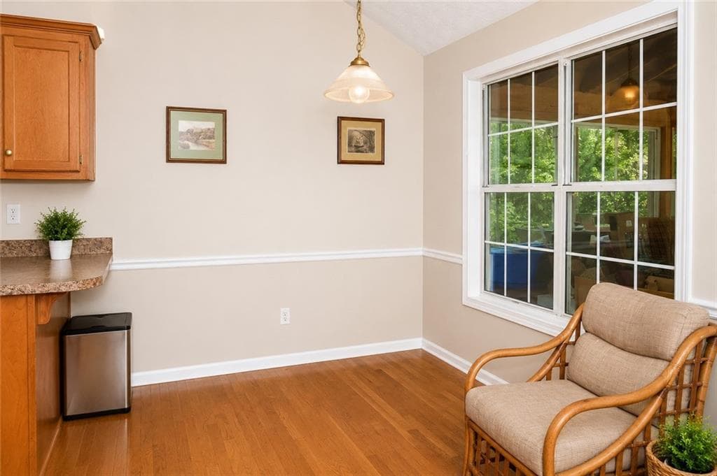 4 bedroom, 3 bathroom, 2,259 sq ft single family residence for sale at 4170 Gables Place, Buford, GA 30519 — photo 7