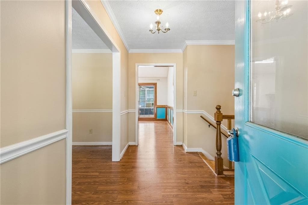 3 bedroom, 2 bathroom, 2,470 sq ft single family residence for sale at 1192 Lakeview Road, Grayson, GA 30017 — photo 6
