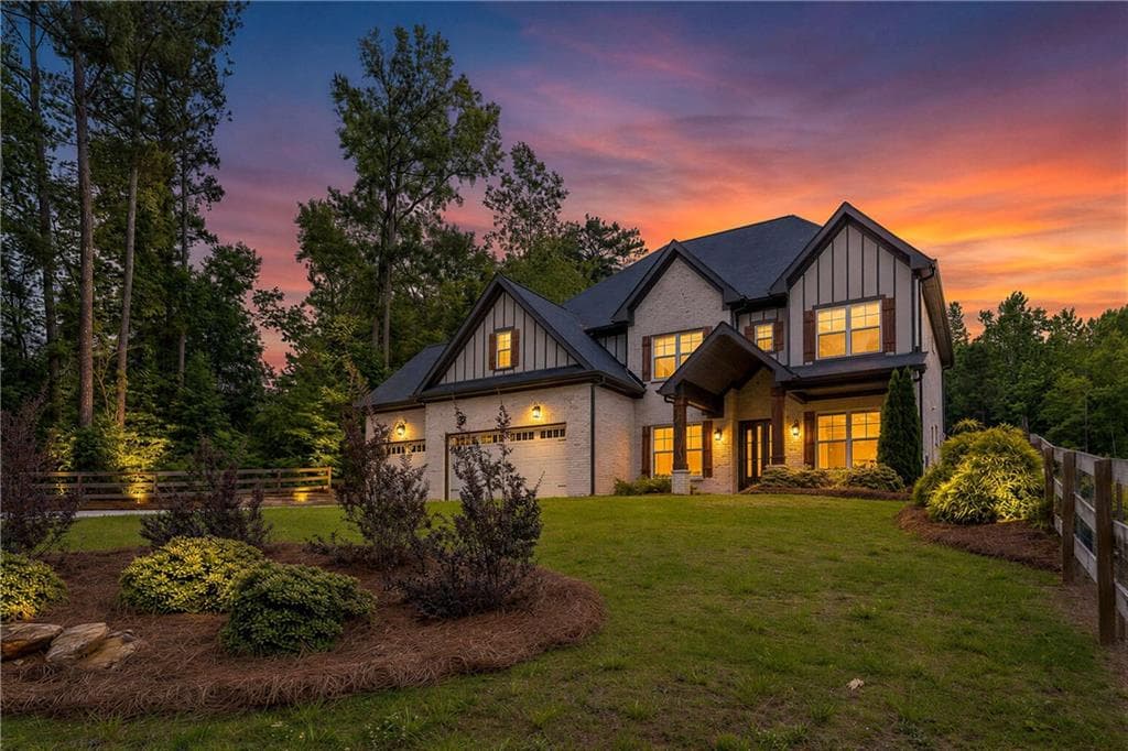 6 bedroom, 5 bathroom, 4,590 sq ft single family residence for sale at 990 TAB ROBERTS Road, Lawrenceville, GA 30043 — photo 2