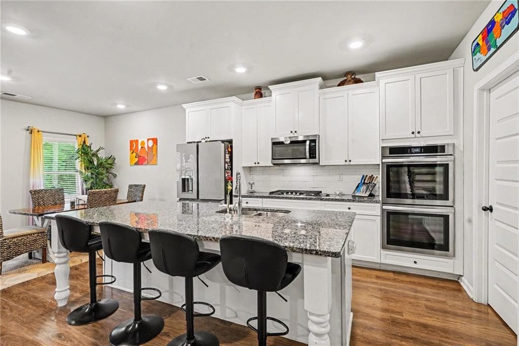 4 bedroom, 5 bathroom, 3,719 sq ft single family residence for sale at 521 Redchurch Drive, Mcdonough, GA 30252 — photo 8