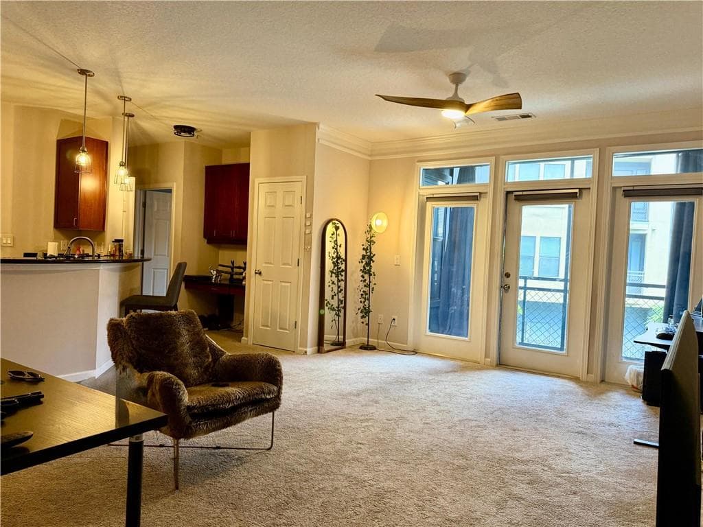 1 bedroom, 1 bathroom, 884 sq ft condominium for sale at 400 17th Street 1212, Atlanta, GA 30363 — photo 4