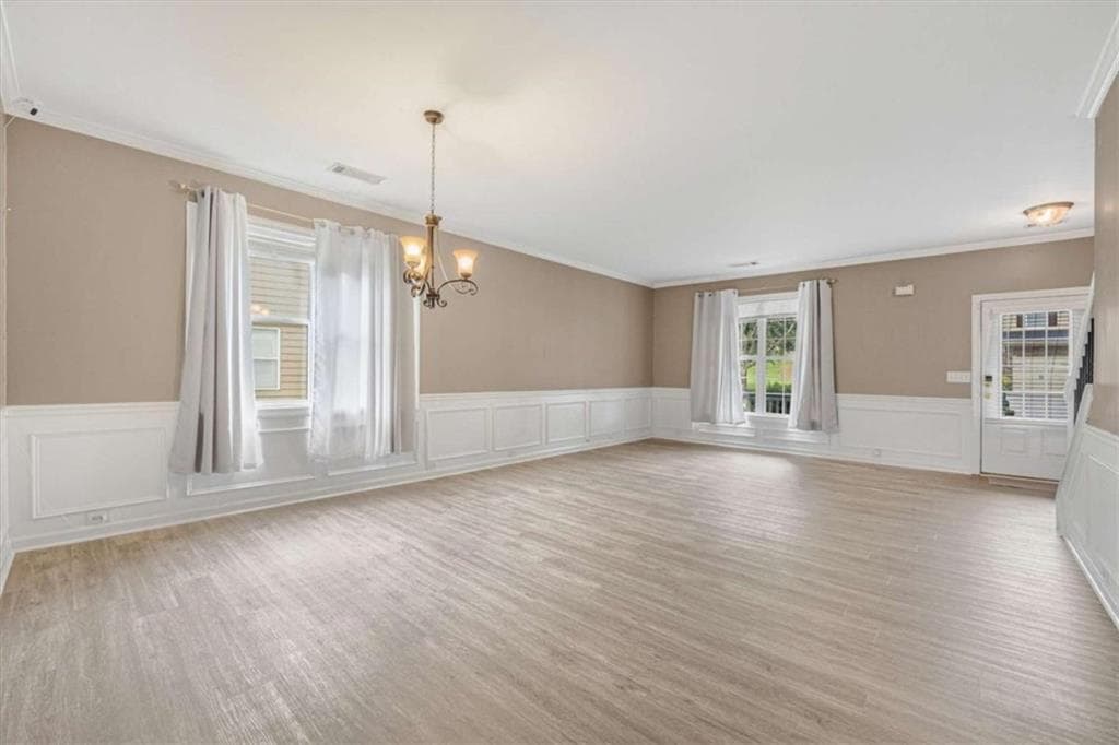 4 bedroom, 3 bathroom, 3,401 sq ft single family residence under contract at 5545 Big Boat Drive, South Fulton, GA 30331 — photo 9