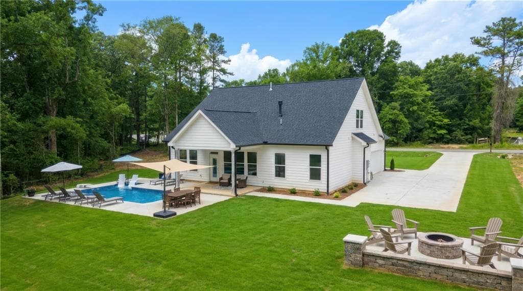 3 bedroom, 2 bathroom, 1,803 sq ft single family residence for sale at 4835 Price Road, Gainesville, GA 30506 — photo 2