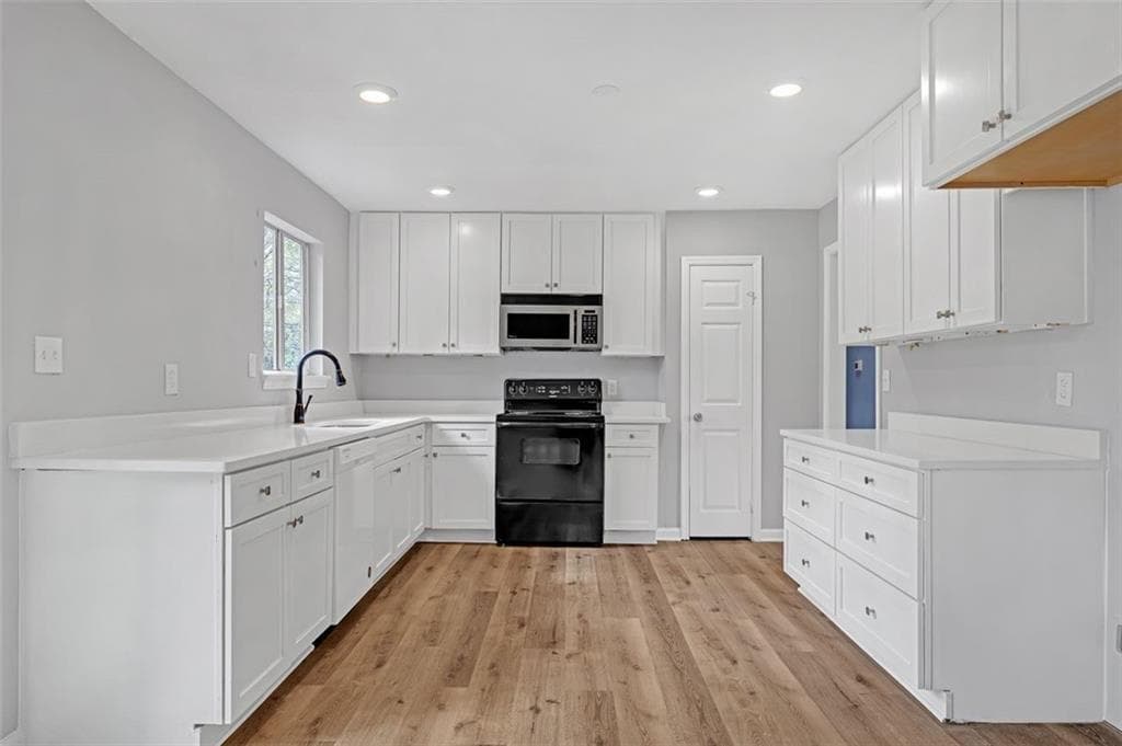 4 bedroom, 2 bathroom, 1,800 sq ft single family residence for sale at 149 ROY HUIE Road, Riverdale, GA 30274 — photo 9