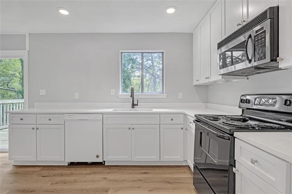 4 bedroom, 2 bathroom, 1,800 sq ft single family residence for sale at 149 ROY HUIE Road, Riverdale, GA 30274 — photo 10