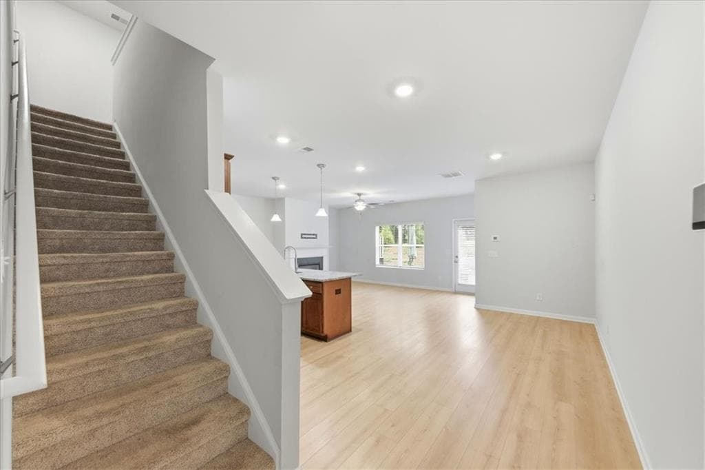 3 bedroom, 3 bathroom, 1,760 sq ft townhouse for rent at 4526 Fillmore Trail, Austell, GA 30106 for $2,400 a month — photo 4