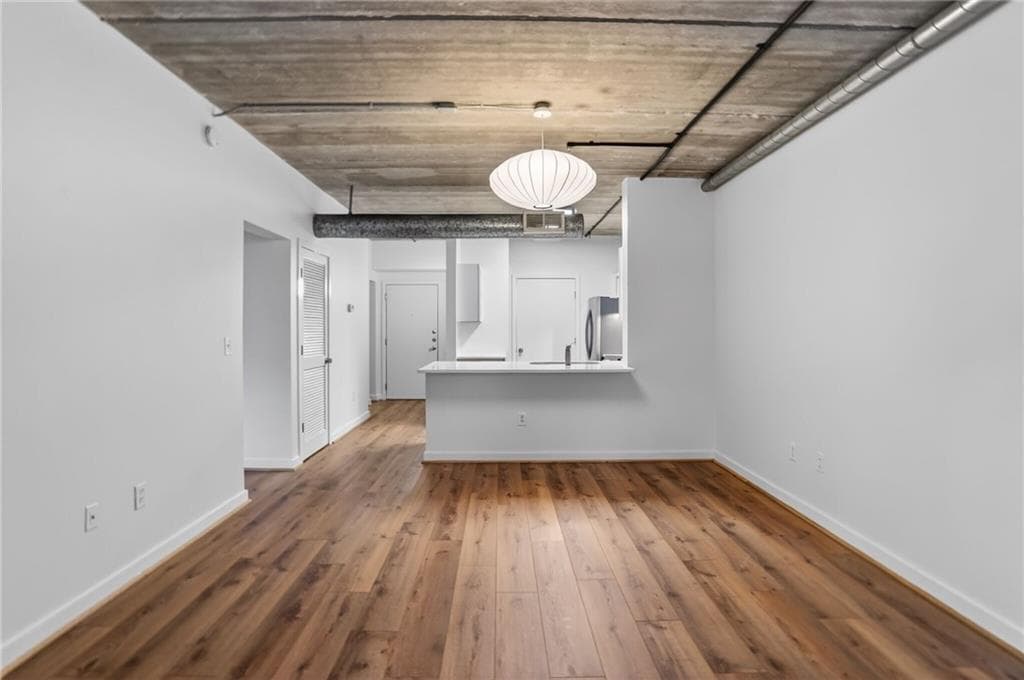 1 bedroom, 1 bathroom, 775 sq ft condominium under contract at 800 Peachtree Street 1020, Atlanta, GA 30308 — photo 8