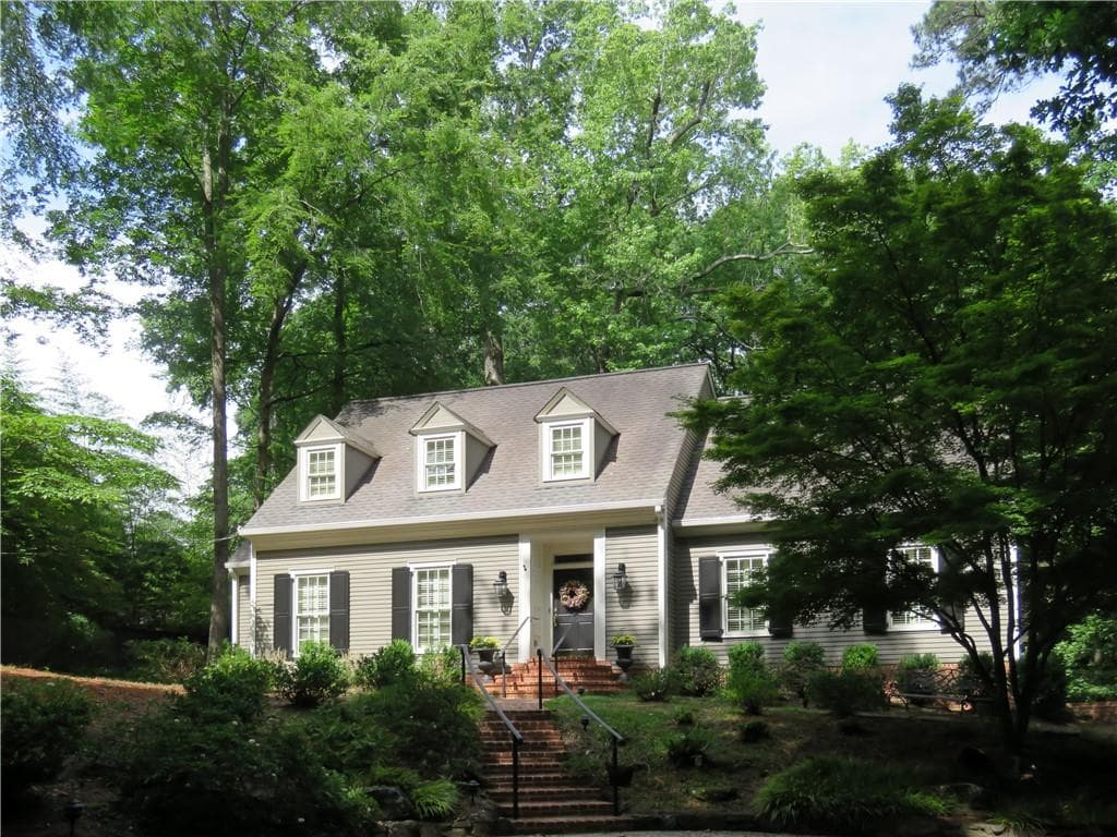 3 bedroom, 5 bathroom, 3,768 sq ft single family residence for sale at 4464 Woodland Brook Drive, Atlanta, GA 30339 — photo 2