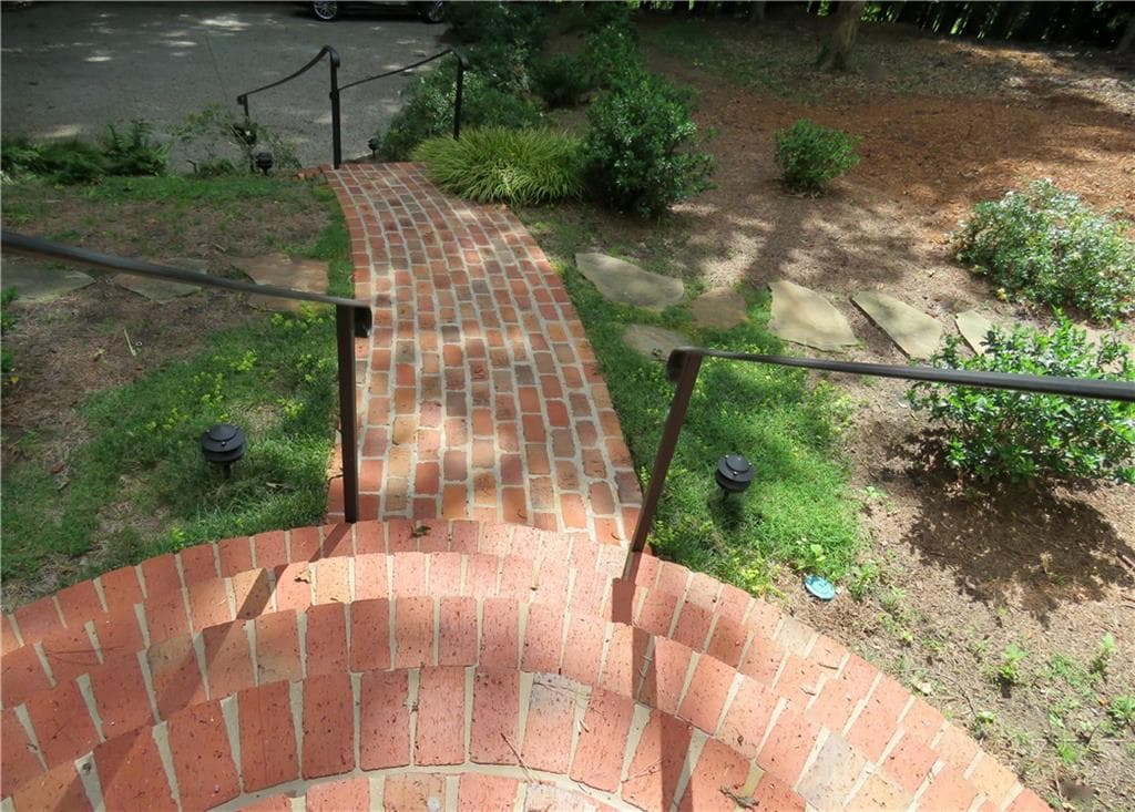 3 bedroom, 5 bathroom, 3,768 sq ft single family residence for sale at 4464 Woodland Brook Drive, Atlanta, GA 30339 — photo 6
