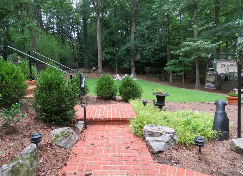 3 bedroom, 5 bathroom, 3,768 sq ft single family residence for sale at 4464 Woodland Brook Drive, Atlanta, GA 30339 — photo 7