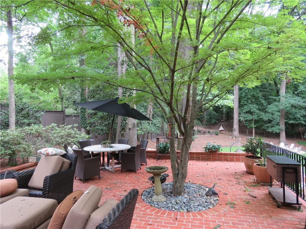 3 bedroom, 5 bathroom, 3,768 sq ft single family residence for sale at 4464 Woodland Brook Drive, Atlanta, GA 30339 — photo 9