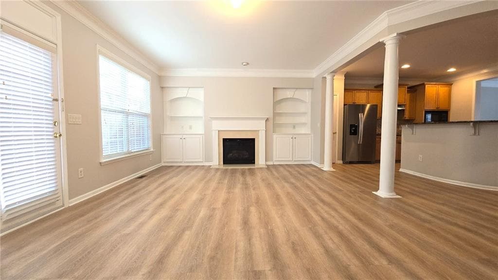 4 bedroom, 4 bathroom, 2,591 sq ft townhouse for rent at 6099 Prestwood Drive, Johns Creek, GA 30097 for $2,800 a month — photo 2