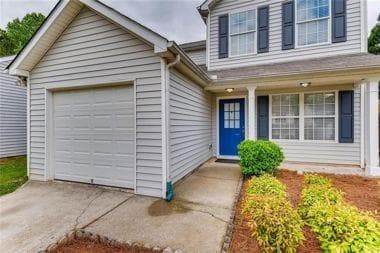 4 bedroom, 3 bathroom, 1,424 sq ft single family residence under contract at 2257 Asquith Avenue, Marietta, GA 30008 — photo 2