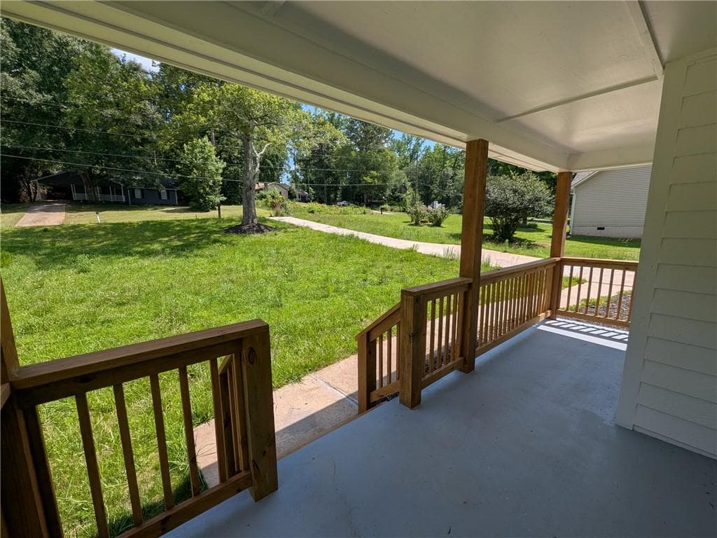 3 bedroom, 2 bathroom, 1,344 sq ft single family residence for sale at 5019 Bird Road, Gainesville, GA 30506 — photo 4
