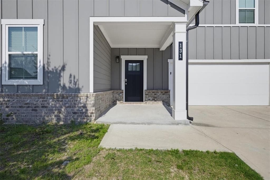 5 bedroom, 3 bathroom, 2,832 sq ft single family residence for sale at 131 Dew Drop Point, Dallas, GA 30157 — photo 3