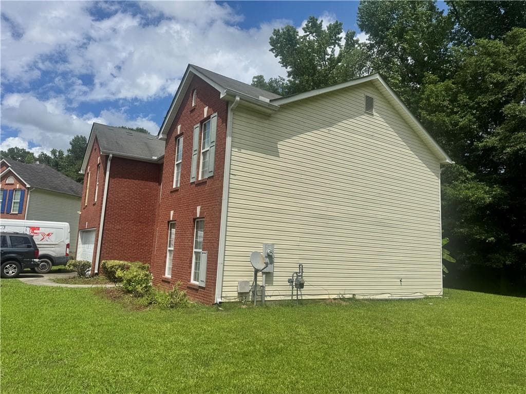 4 bedroom, 3 bathroom, 2,828 sq ft single family residence for sale at 158 Claxton Court, Jonesboro, GA 30238 — photo 3