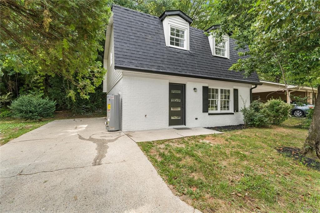 4 bedroom, 2 bathroom, 1,296 sq ft single family residence under contract at 105 Elizabeth Street, Cartersville, GA 30120 — photo 4